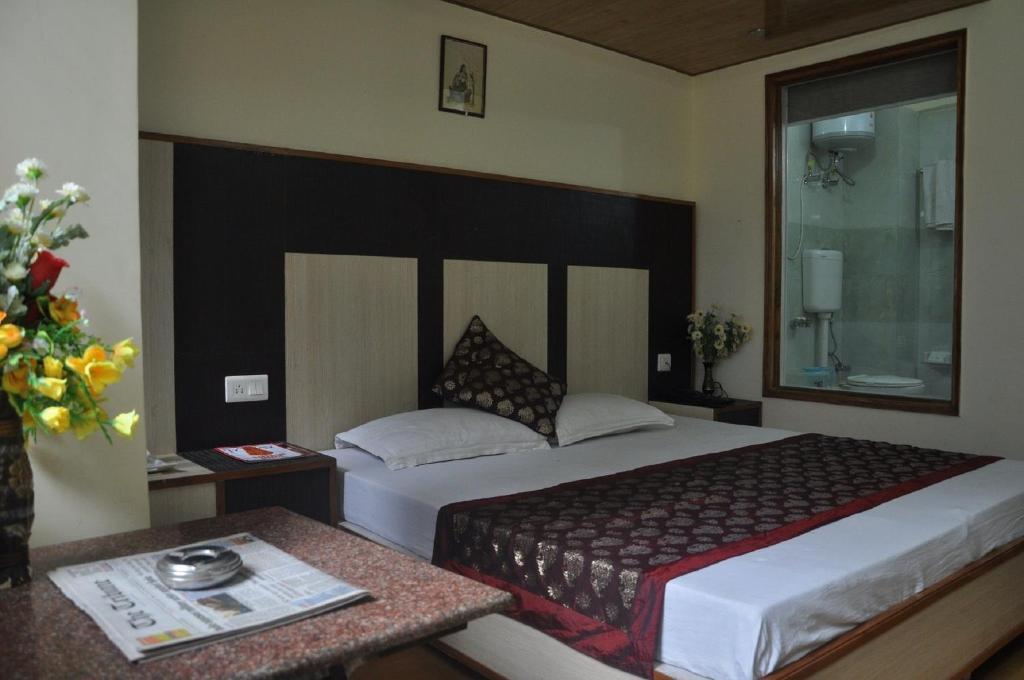 Hotel Prestige Shimla Habitación foto